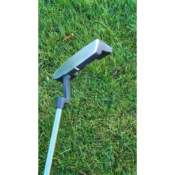 Strata By Callaway Blade Putter 33.5" Right Handed Black Stainless Steel - Picture 4 of 16